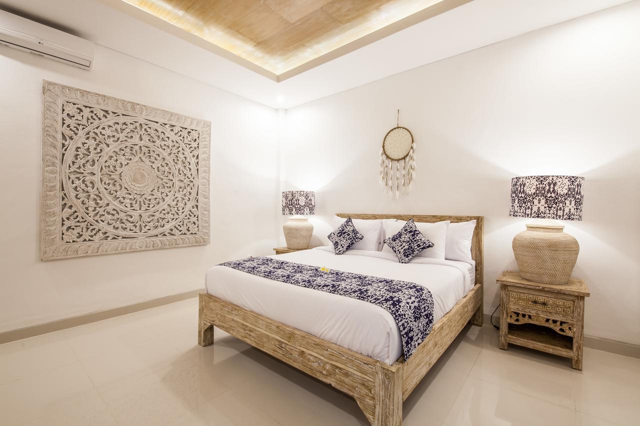 Ambermoon Villa 2 Seminyak Exteriér fotografie